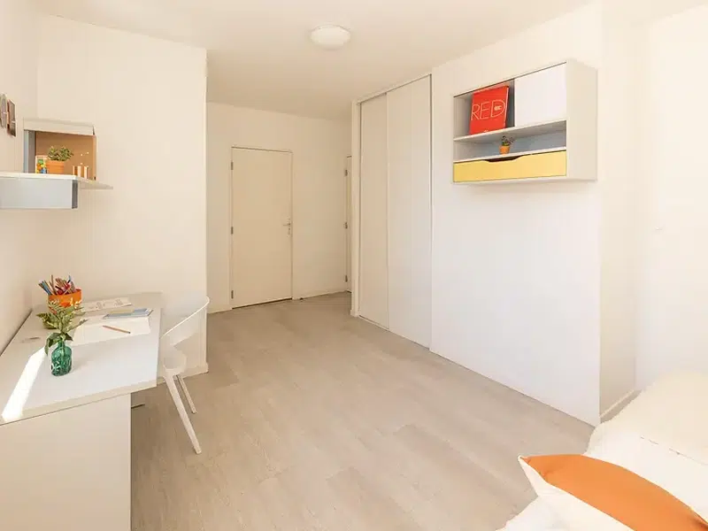 Two-Bedroom Apartment photo 2