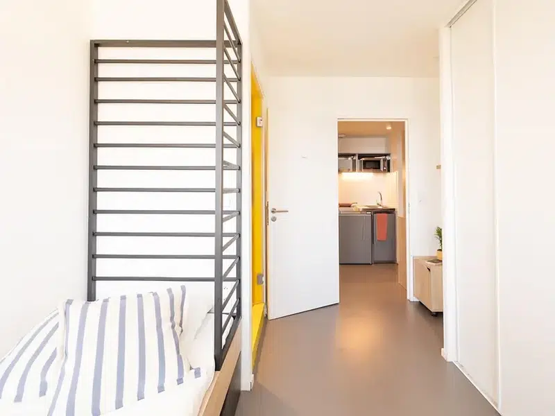 Two-Bedroom Apartment with Terrace photo 4