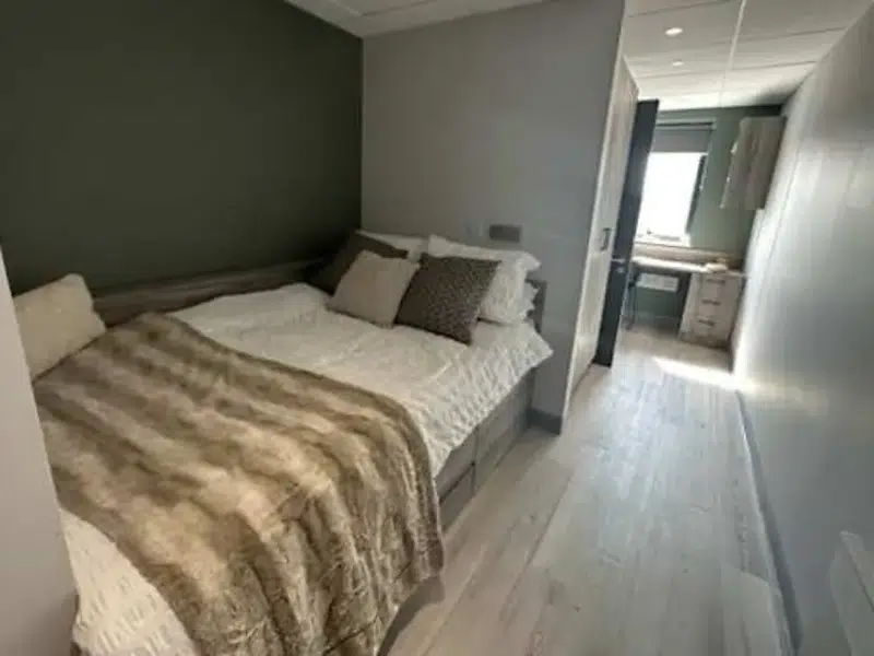Superior En-Suite photo 1