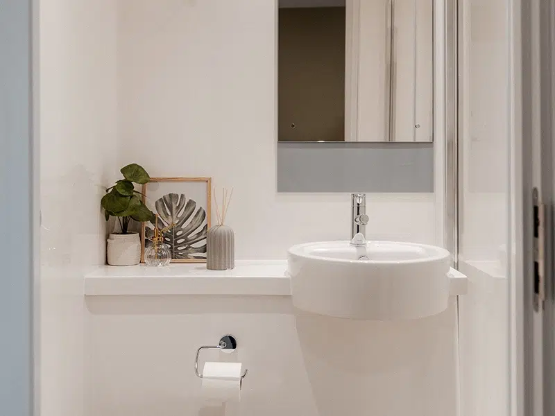 Ultimate Ensuite photo 1